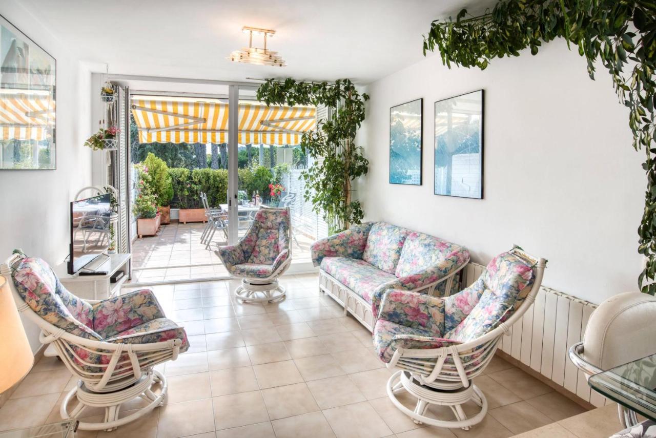 Big Villa Sagaro С'Агаро Екстериор снимка